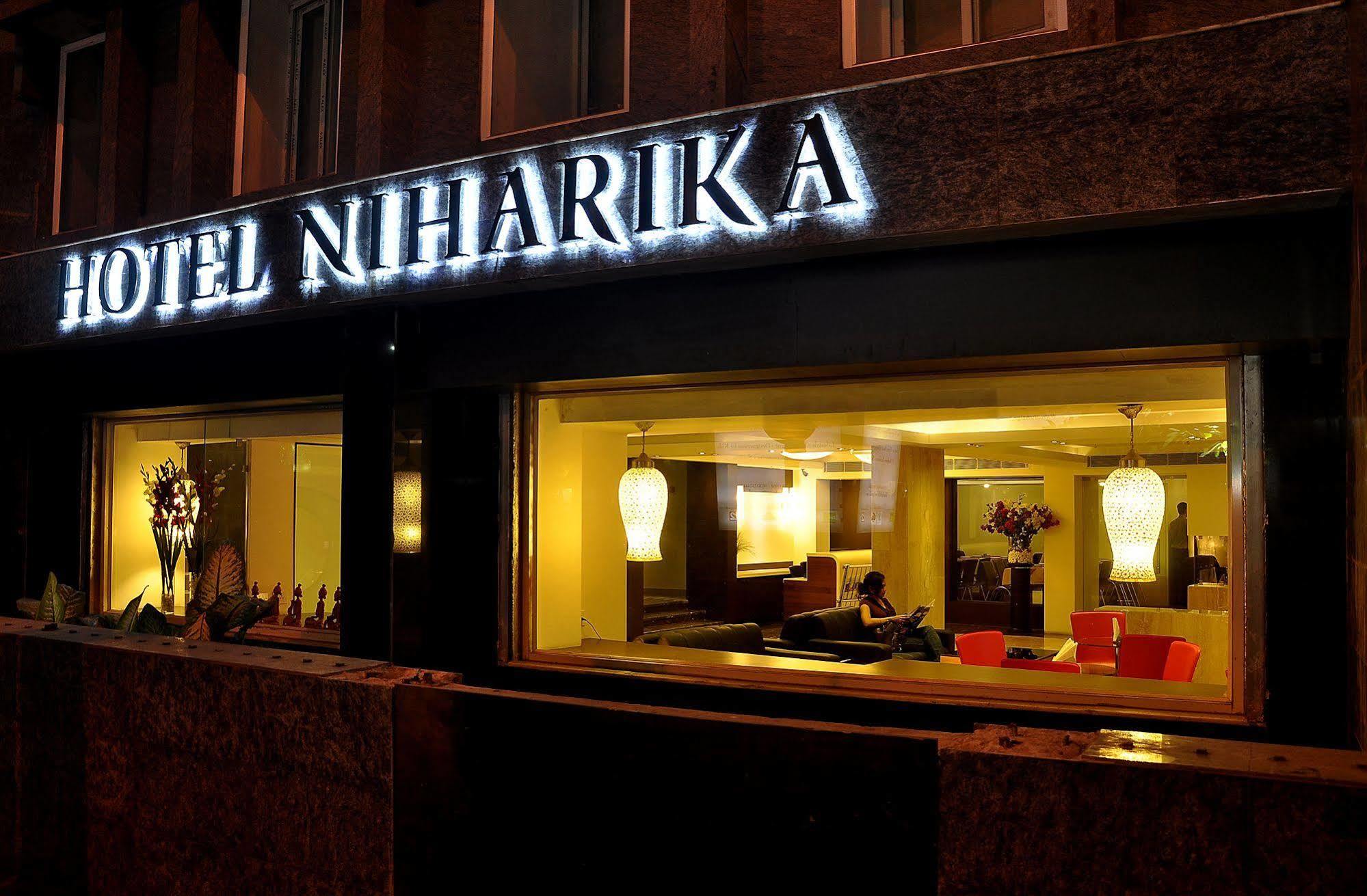 Hotel Niharika Kalkutta Exterior foto